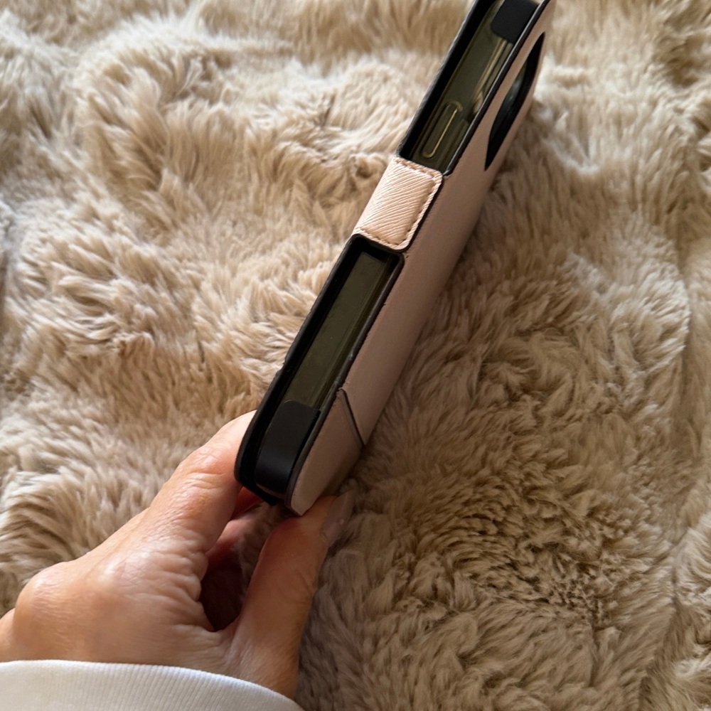 Kate Spade Light pink and Tan Wallet phone case for iPhone 13 Pro Max!! - Picture 6 of 6
